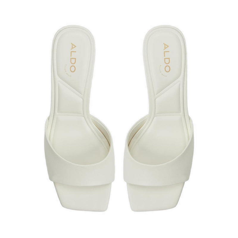 Enchanting Women Sandals White