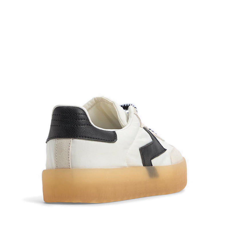 Retrostep Women Fashion Athletics - White/Black