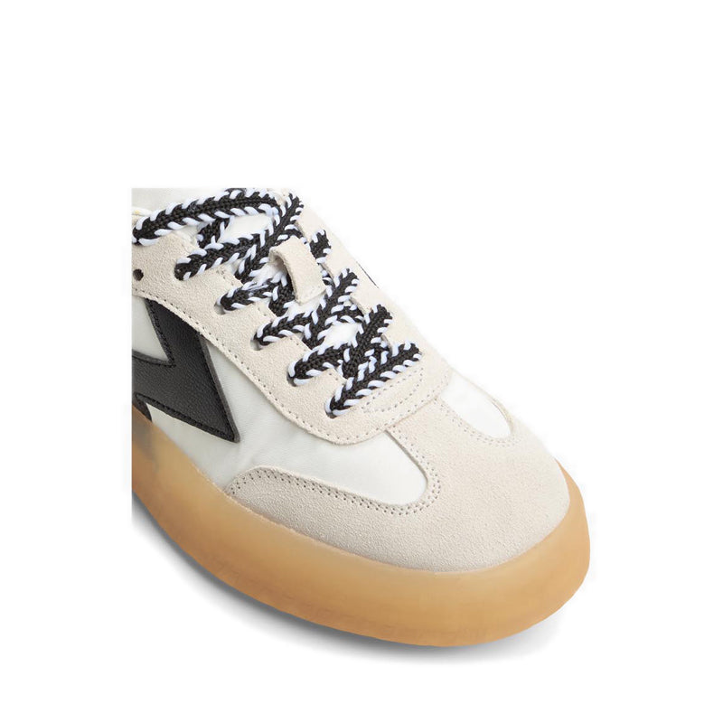 Retrostep Women Fashion Athletics - White/Black