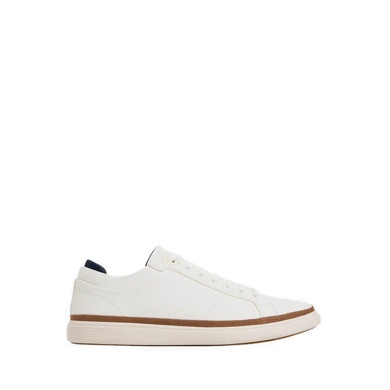 Finespec Men's Sneakers White Overflow
