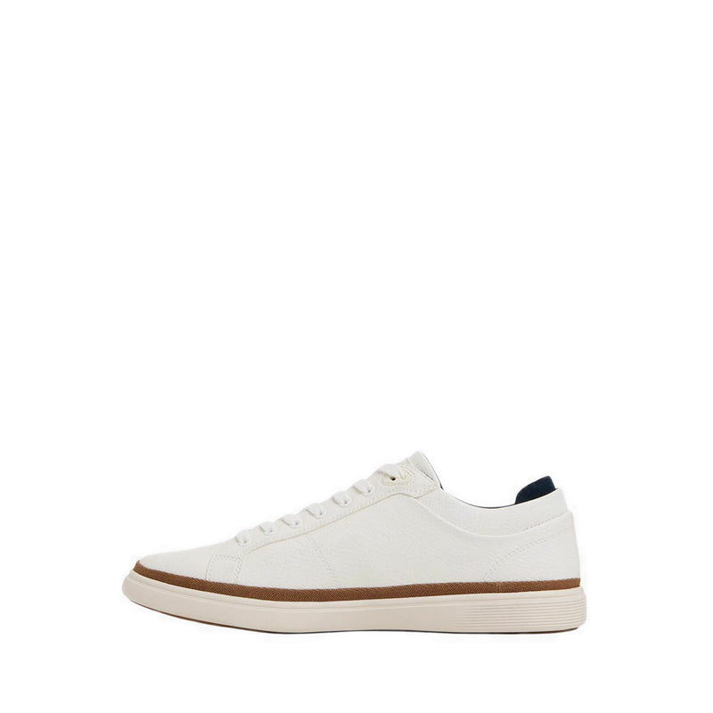 Finespec Men's Sneakers White Overflow