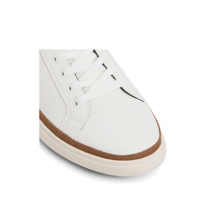 Finespec Men's Sneakers White Overflow