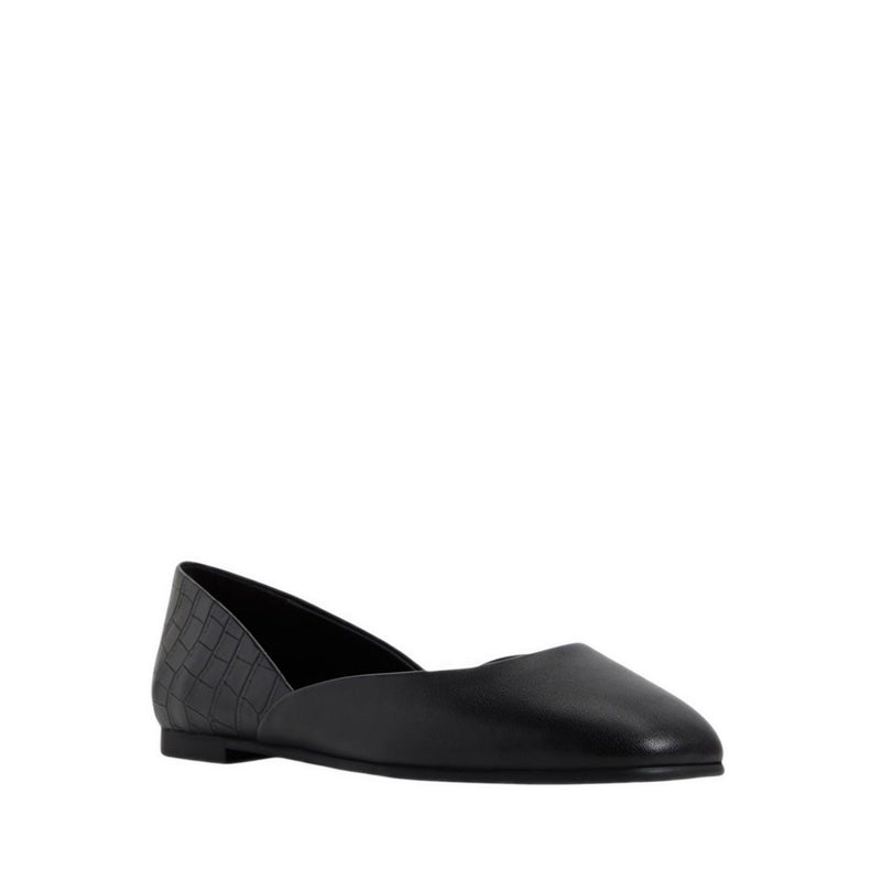 Malavoy Women's Slip Ons - Black