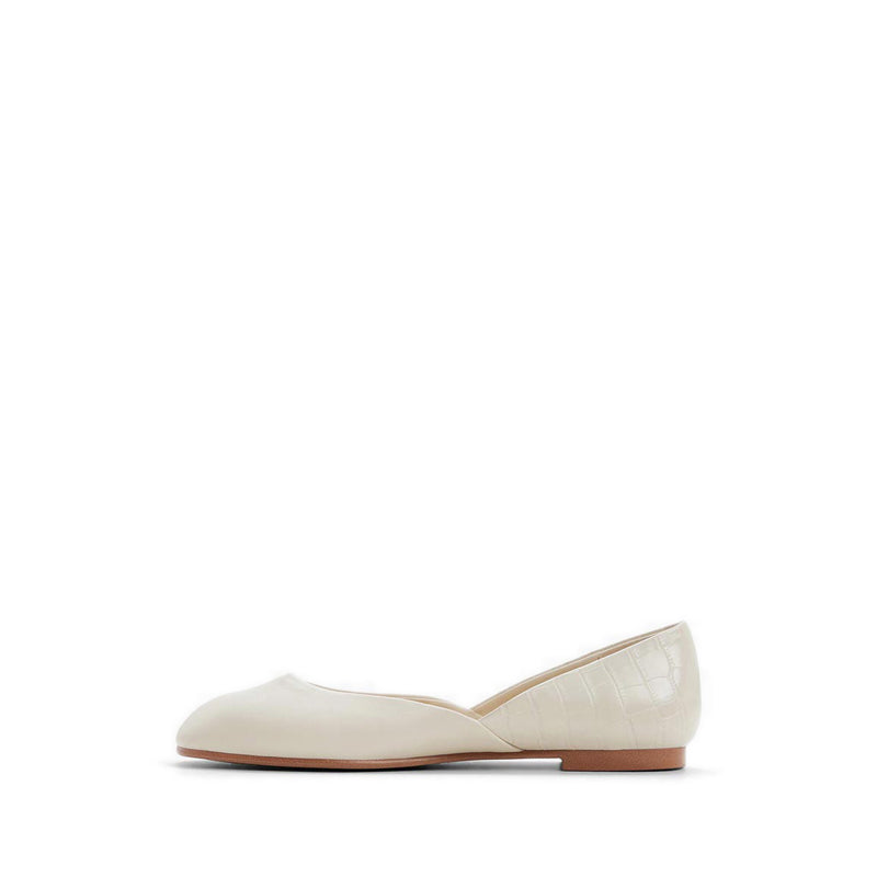 Malavoy Women's Slip Ons - Other White