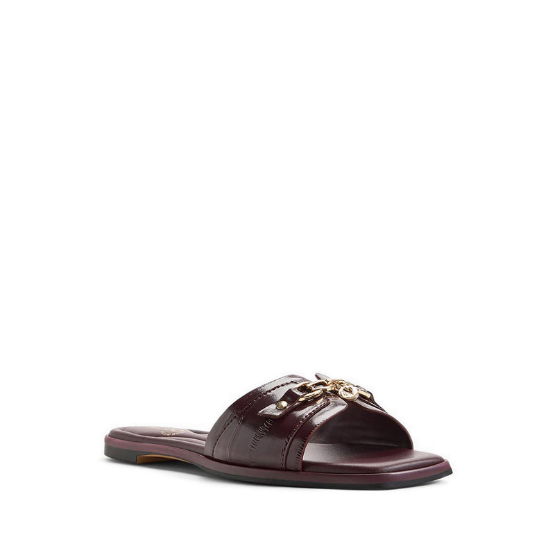 Alamassi Women's Flat Sandals - Burgundy
