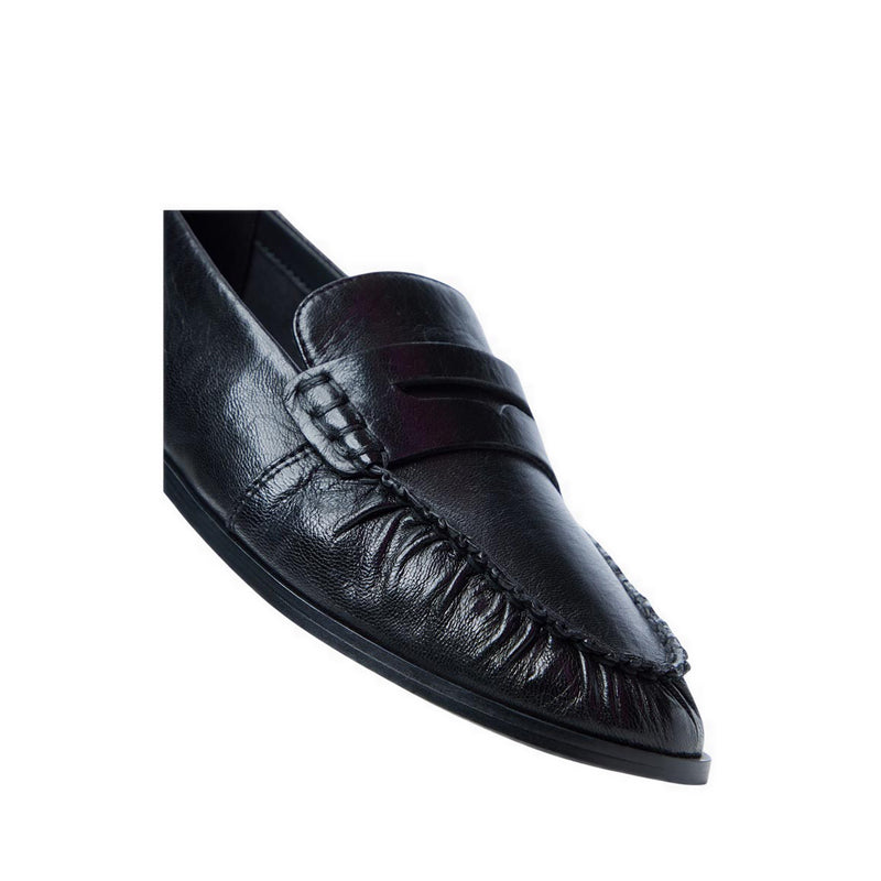 Veviane Women's Loafers - Black